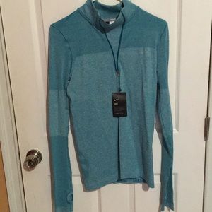 Nike Dry turtle neck